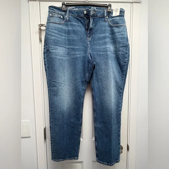 NWT J. Crew Medium Blue Straight-Leg Women's Jeans - Picture 1 of 7